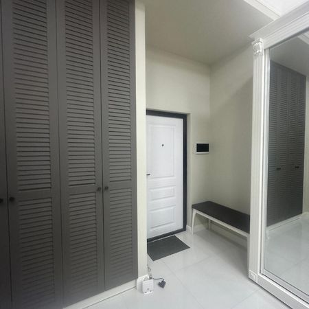 Comfortable Apartment In Central Of אלמטי מראה חיצוני תמונה